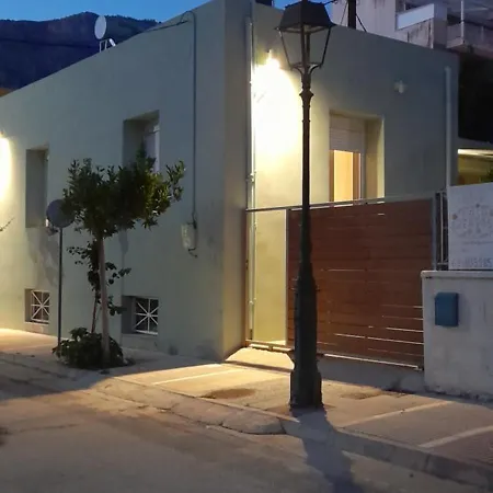 Semesterbostad Casa Zervos - Abode Of Light Loutráki