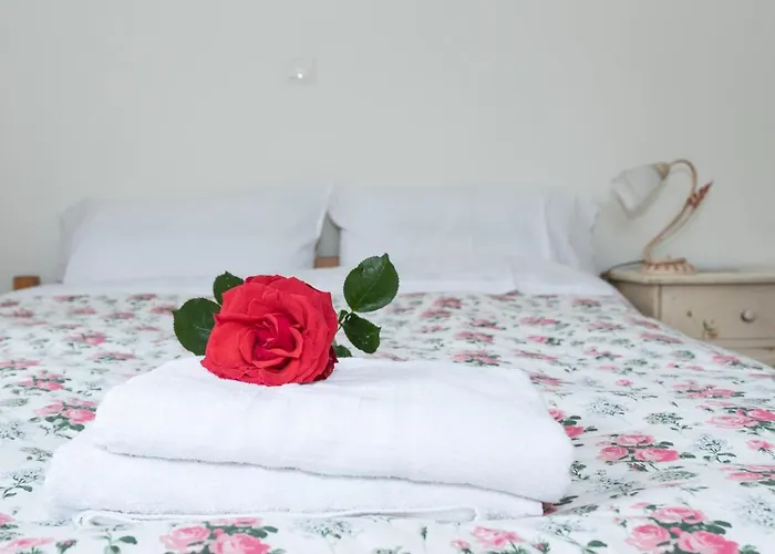 Casa Zervos - Abode Of Light * Лоутраки