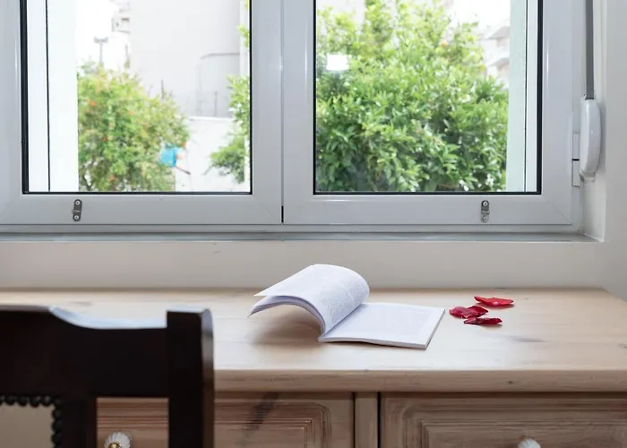 Casa Zervos - Abode Of Light * Loutraki (Corinthia)